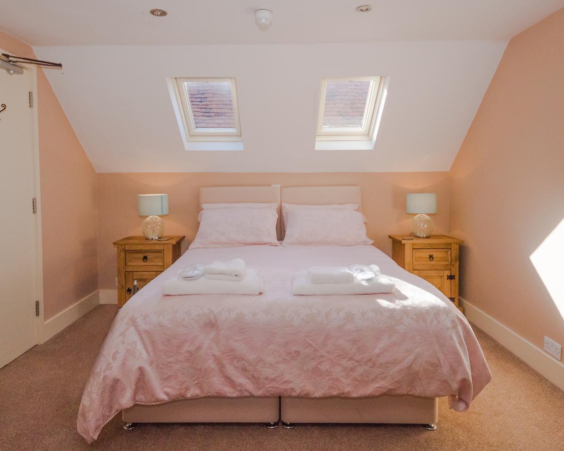 ディドコット The Red Lion Pub & Kitchen Bed & Breakfast エクステリア 写真